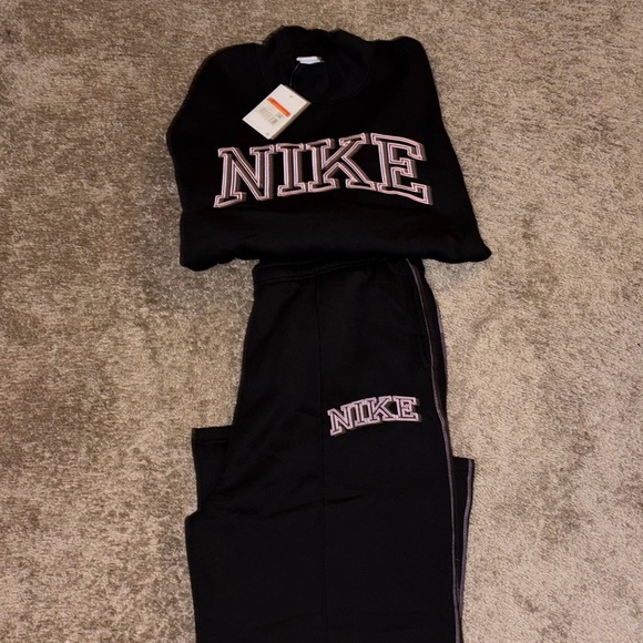Nike Pants - Nike Black Sweatshirt & Flare Pants with Pink Trim